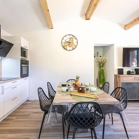 Nyaraló Casa Germaine By Interhome